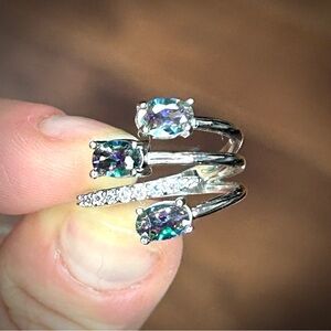 NWOT Aurora Borealis Rhinestone Bling Wrap Ring